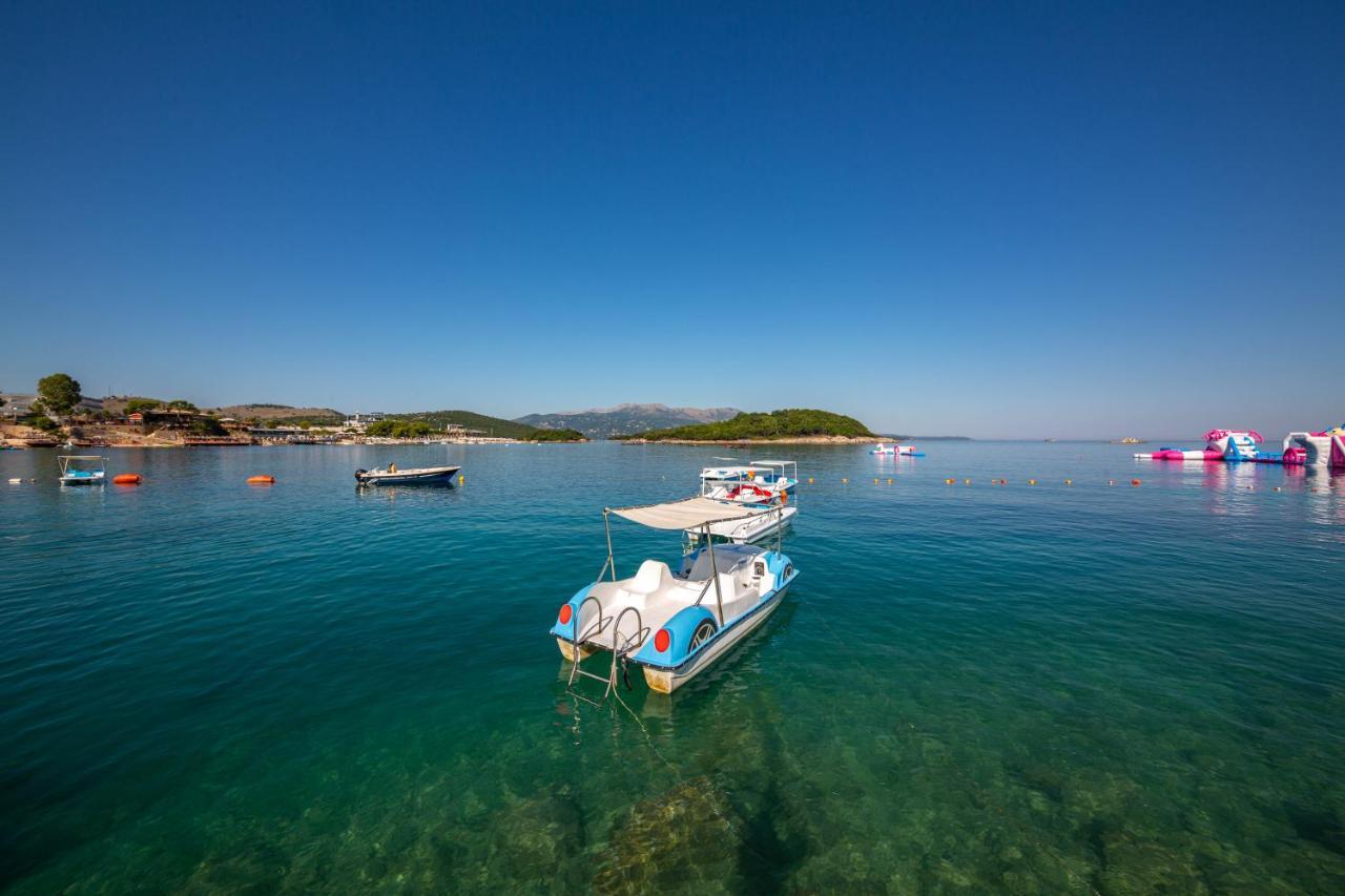 Hotel New Crystal Ksamil Eksteriør bilde
